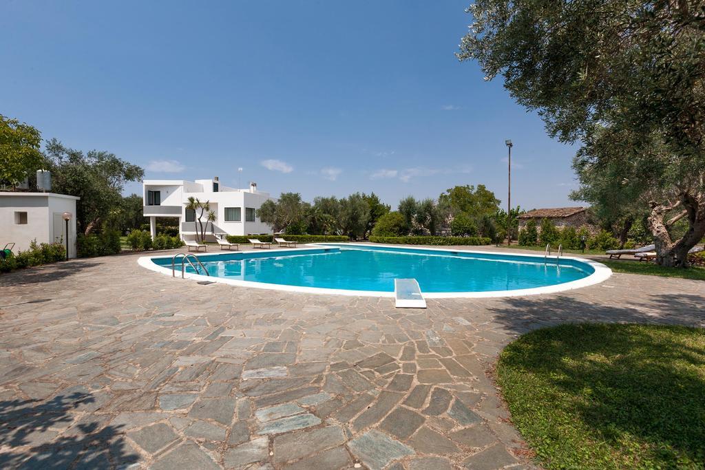 Villa Del Contado Casarano Habitación foto