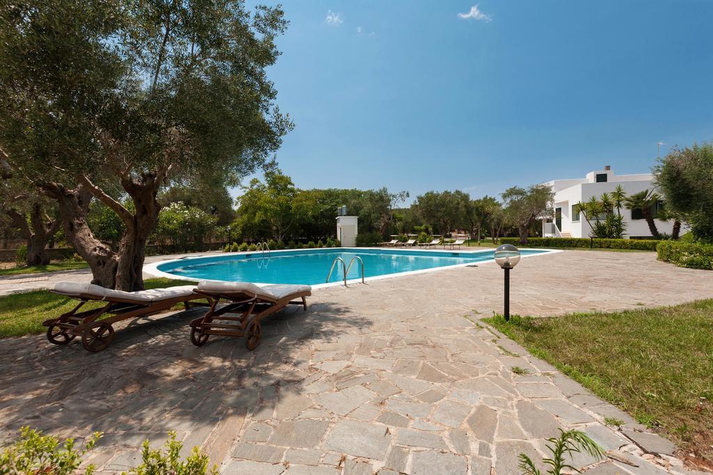 Villa Del Contado Casarano Habitación foto