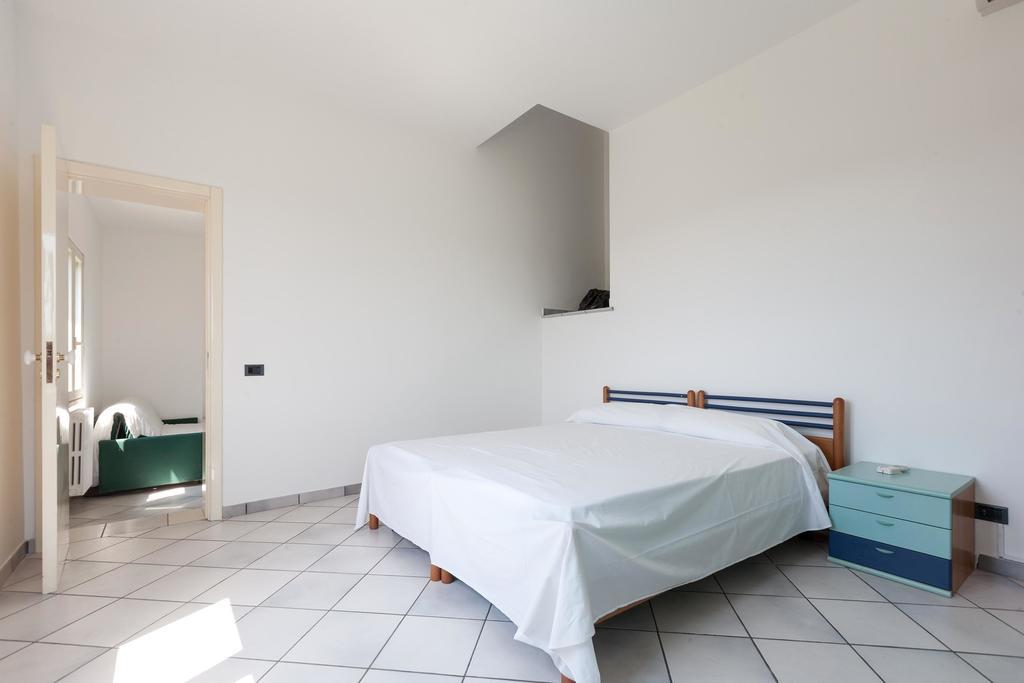 Villa Del Contado Casarano Habitación foto